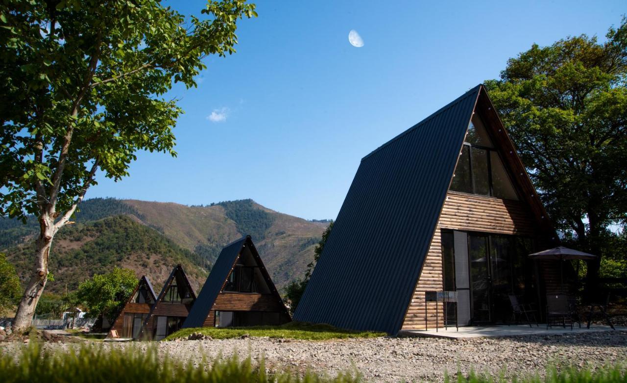 Landhaus Borjomi Eksteriør bilde