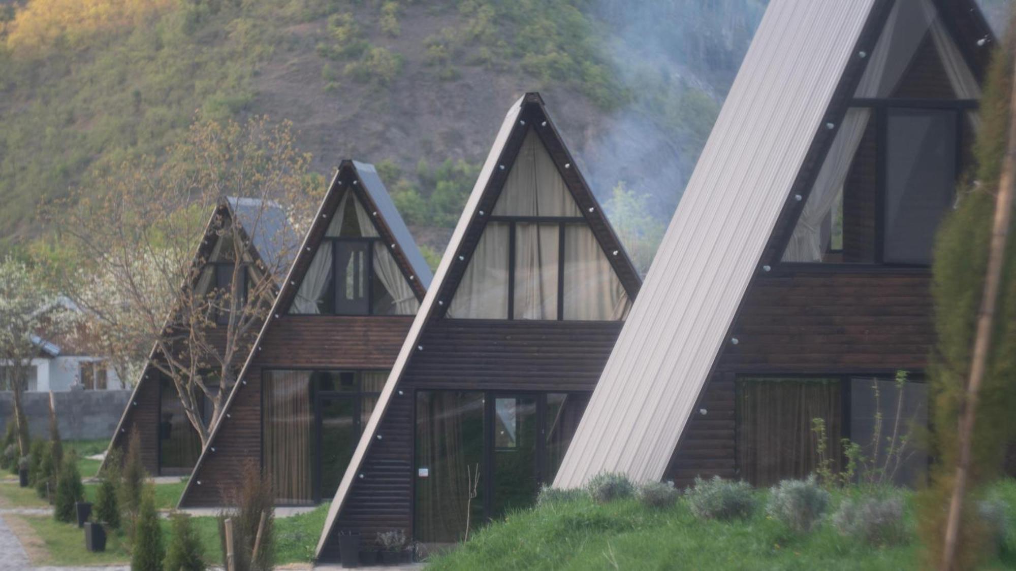 Landhaus Borjomi Eksteriør bilde